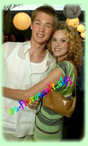 Chad alias Lucas & Hilarie alias Peyton.